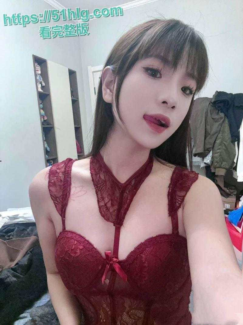 【深圳】长腿女神【徐娇娇】曝不雅视频!认识三天就被炮友搞定,骚穴被大鸡巴暴力抽插,淫荡无极限-1