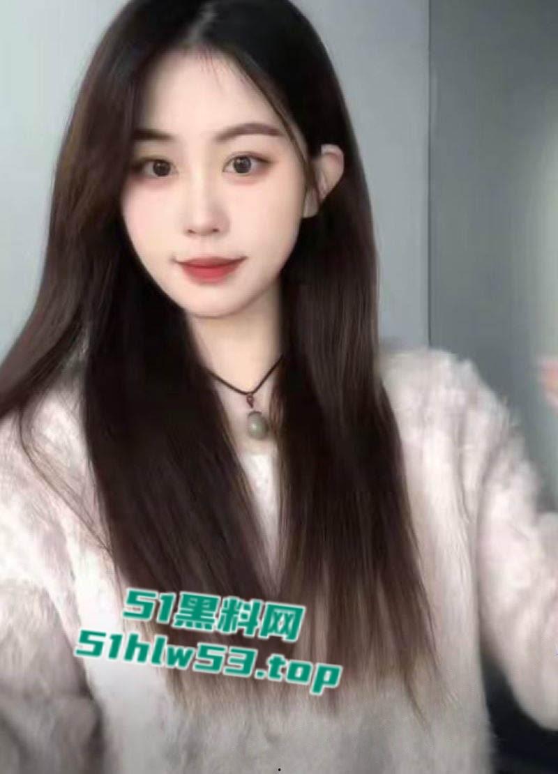 山西高平县抖音小主播【牛梓琪】性爱视频流出,手捧大屌蒙眼口交无套后入爆操淫叫不断!-1