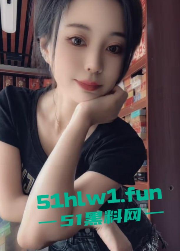 抖音【Alina】线上卖烟线下卖逼，副业带流量，主业卖逼才是真正赚钱的路子，靠当鸡买豪车豪宅！-7